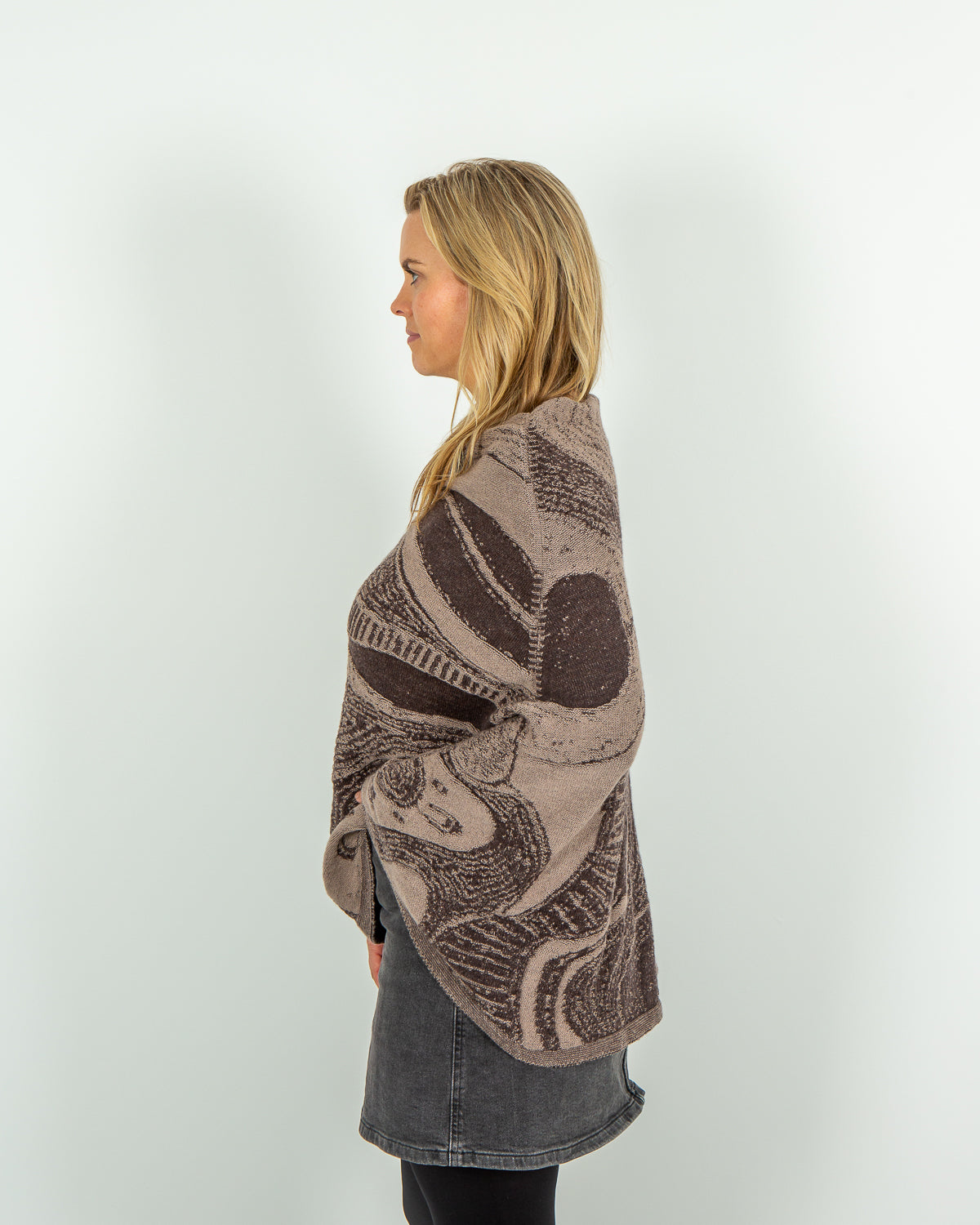 Abundance Reversible Poncho - Merino Wool Knit